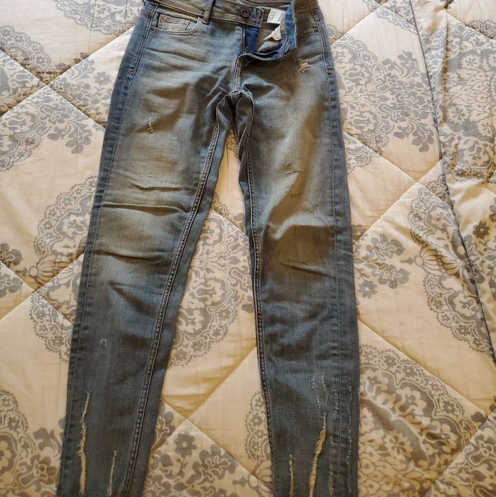Zara jeans